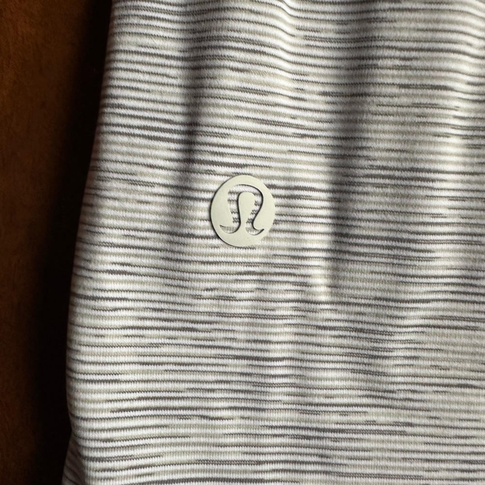Lululemon On the Fly Skirt - Picture 5 of 7